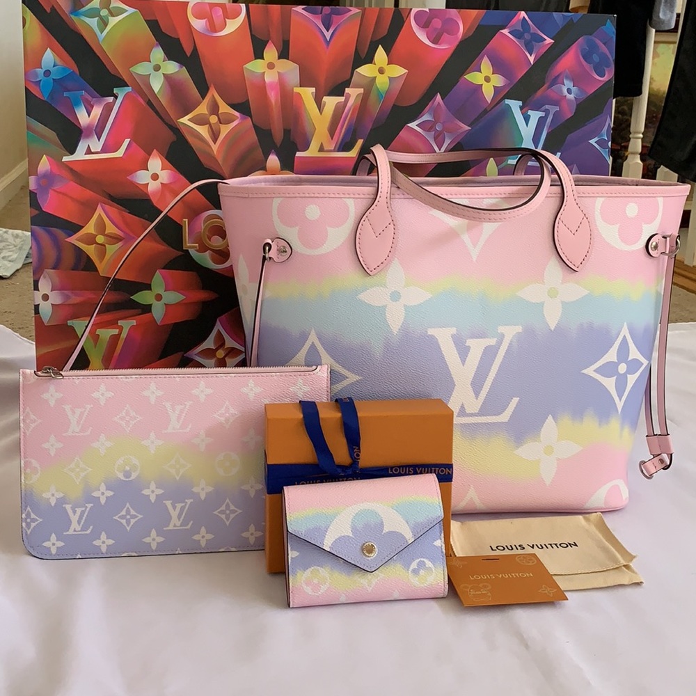 💐Authentic Louis Vuitton Escale Neverfull
